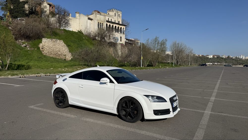 Audi TT 2.0 TFSI WHITE Edition