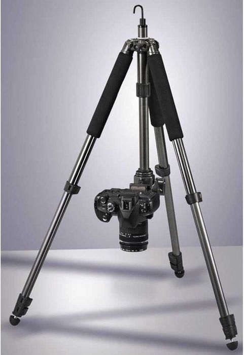 Trepied foto Hama Traveller Compact Pro, usor, compact si versatil.