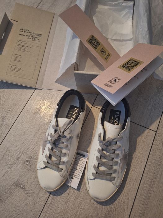 Golden Gosse noi piele