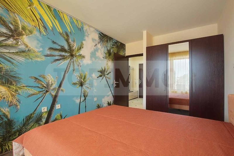 Продава се Двустаен апартамент в к.к. Златни пясъци - 68 кв.м за 1765 €/кв.м - Снимка #3