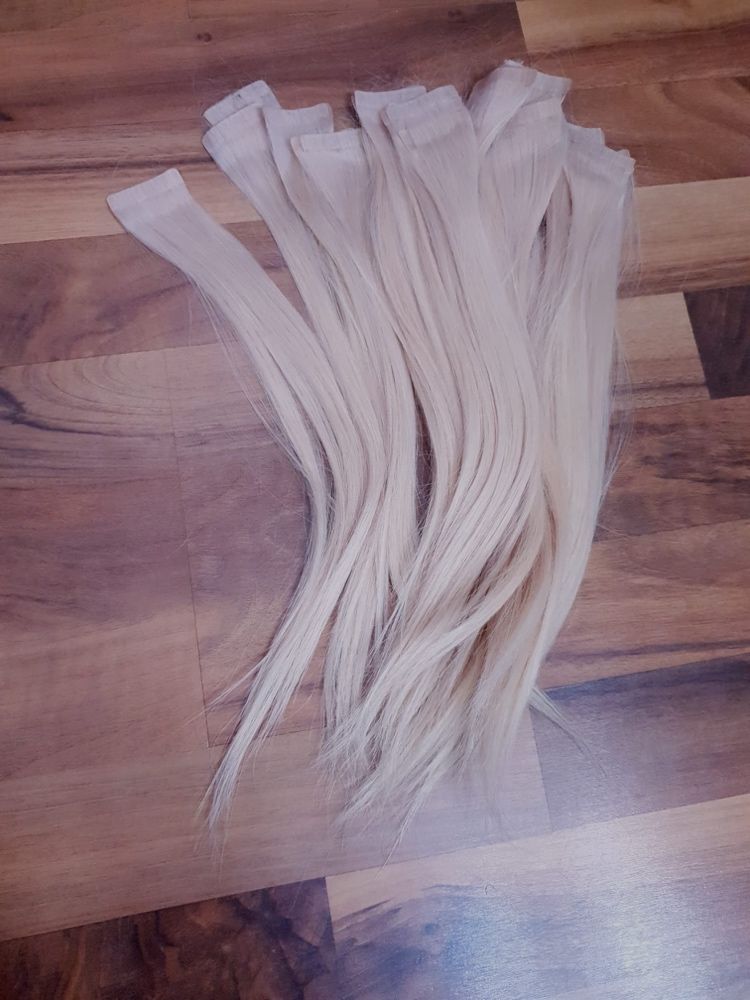 Extensii naturale cu bandă blond/alb Sungate 30cm