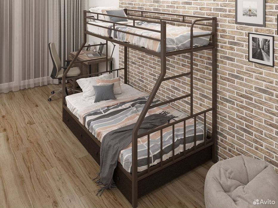 Двухъярусная кровать