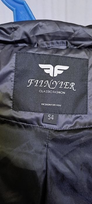 Пуховик аёллар пальтоси холати енгиде