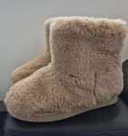 Botine cu talpa joasa și blana - Stradivarius