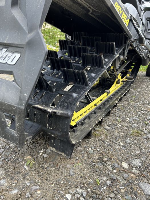 Ski doo summit x/ schimb cu moto