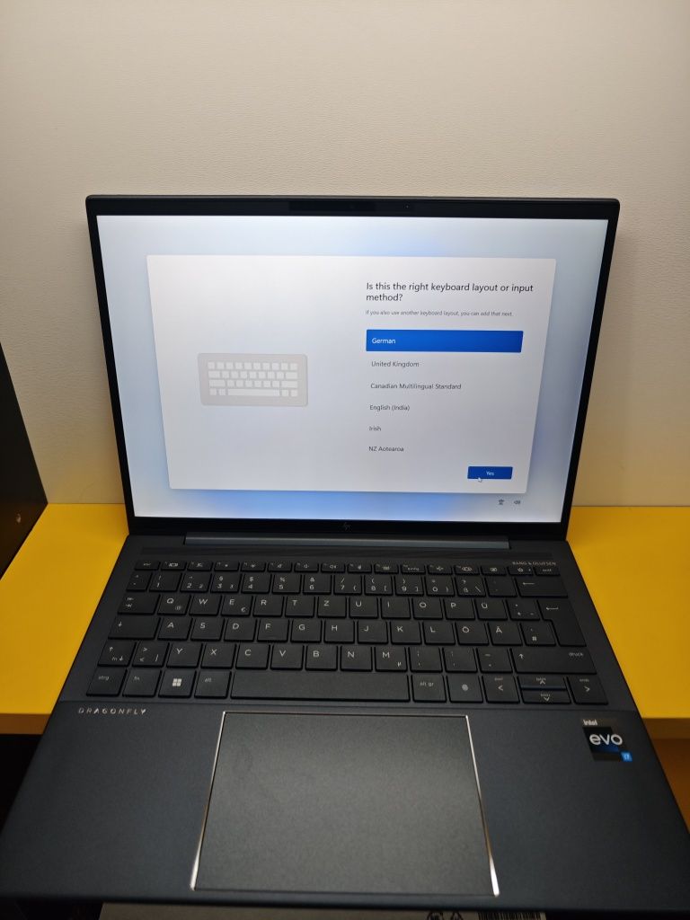 Laptop Hp Dragonfly G4 14 inch