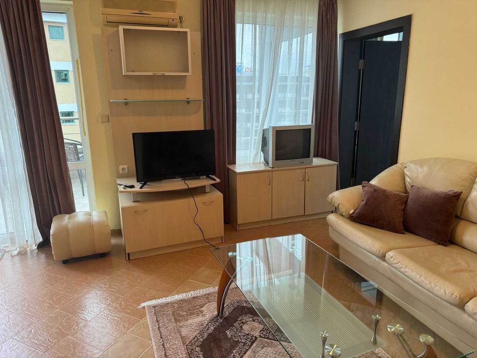 Продава се Двустаен апартамент в к.к. Слънчев бряг - 80 кв.м за 1032 €/кв.м - Снимка #2