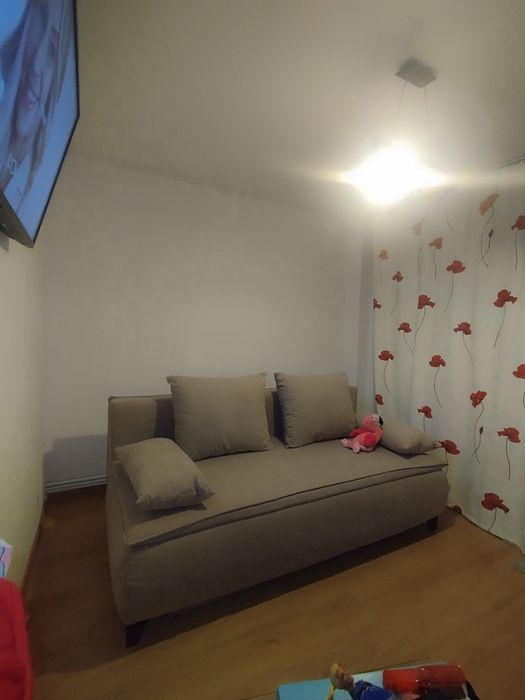 De vânzare canapea extensibila 160/200