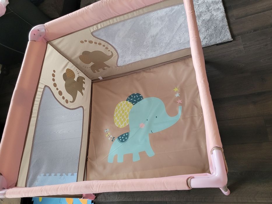 Кошара за игра Moni