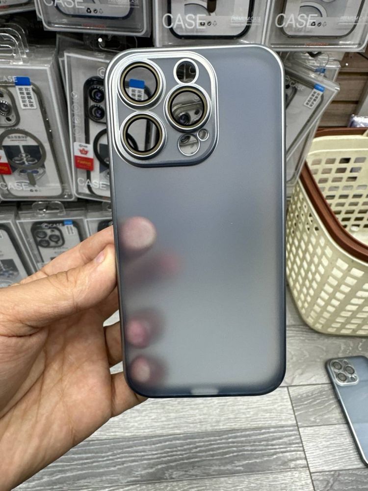 Iphona X dan 15 pro maxgacha Sillikon Chiholar har xil aksesuarla bor