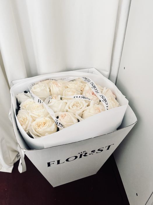 Цветы голландские розы 25шт