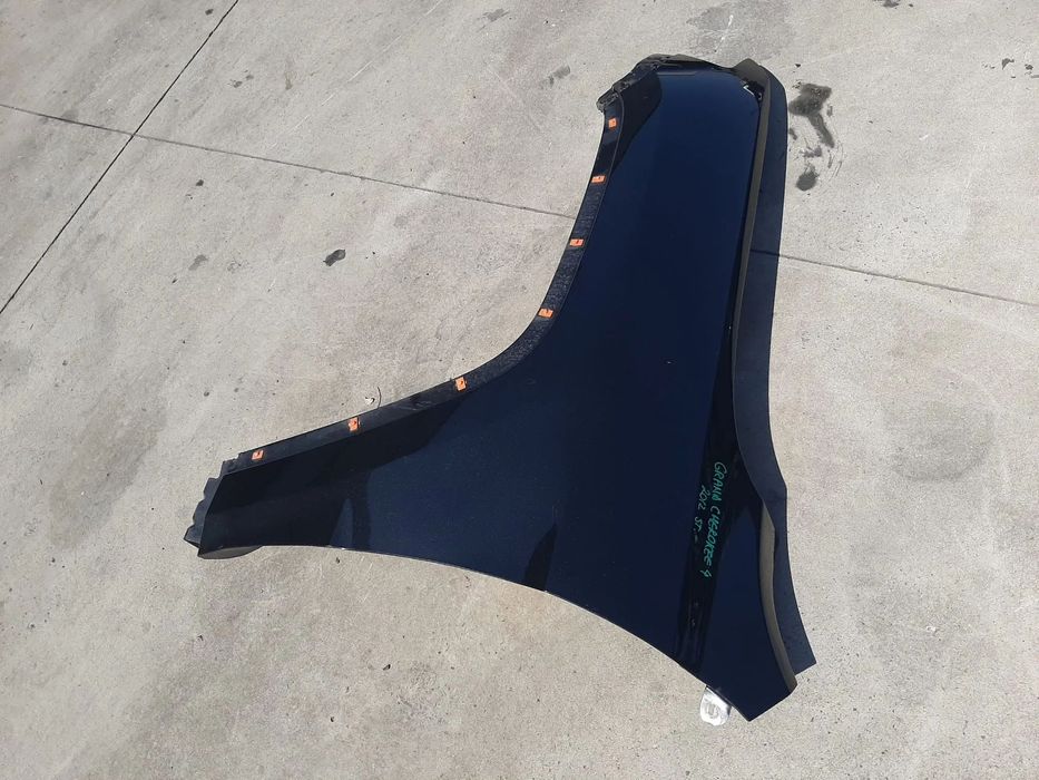 aripa stanga fata  jeep grand cherokee 4 wk wk2 2012