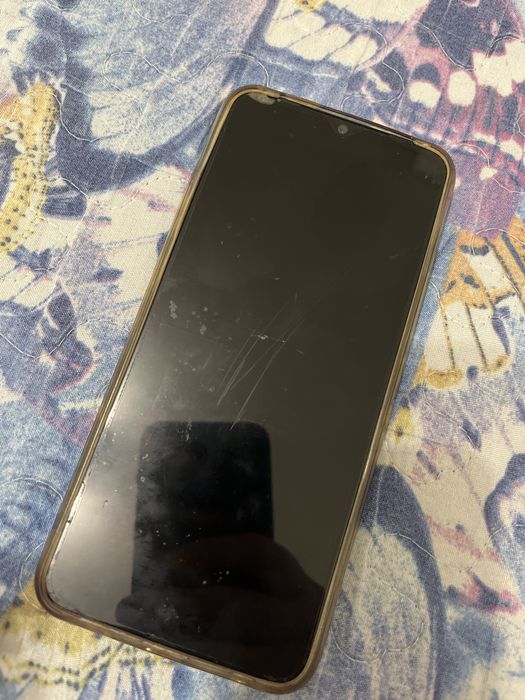 Телефон Vivo, чёрный хамелеон