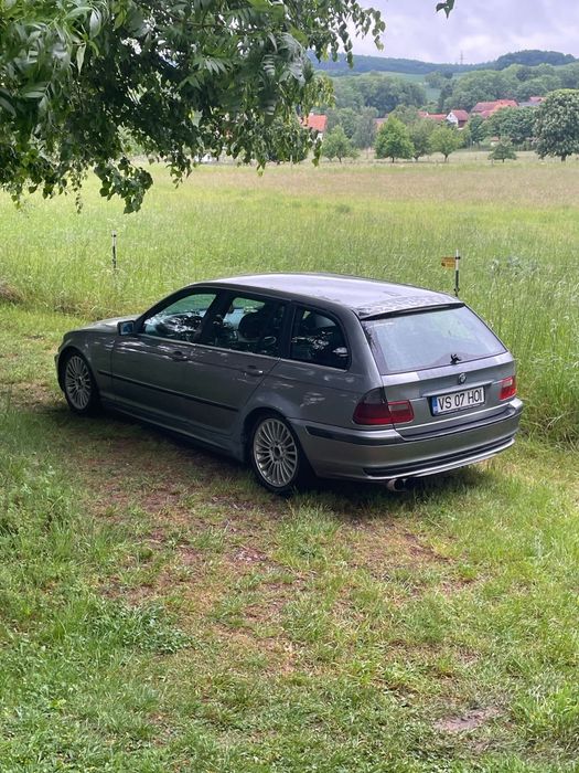 Vând schimb BMW e46 break diesel preț negociabil