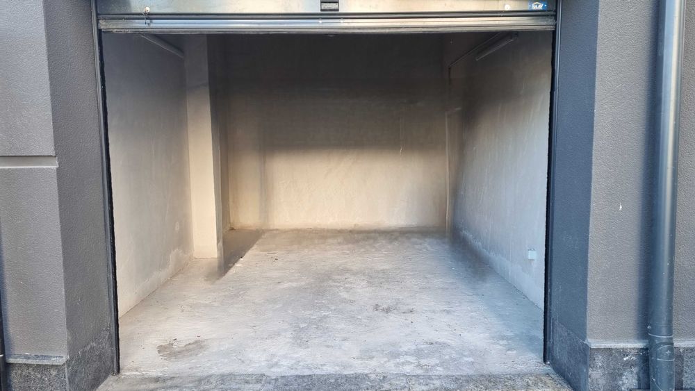 Давам под наем гараж