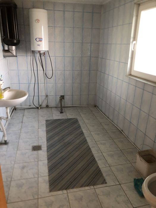 Vand casa 5camere bucatarie vara beci magazie teren