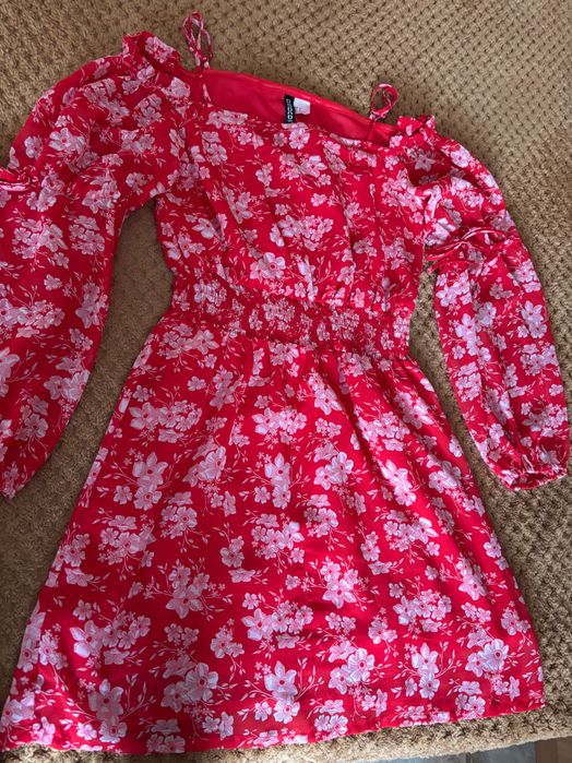 Лятна дамска рокля.