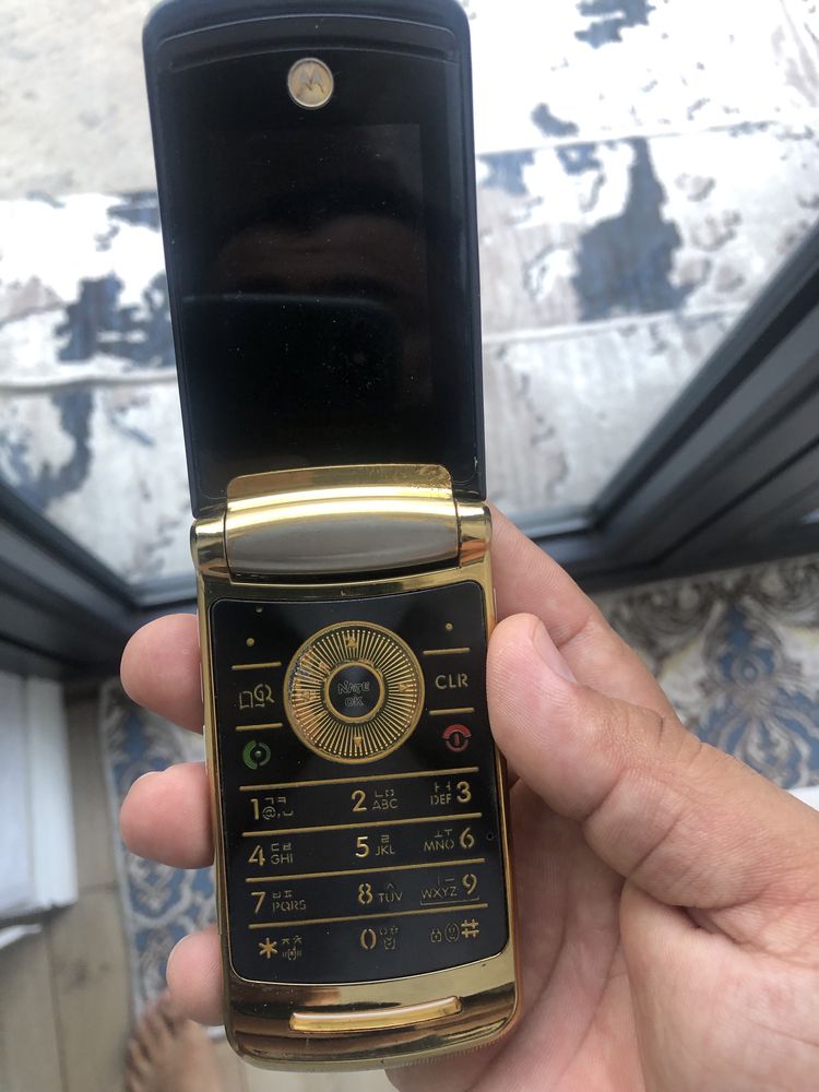 Motorola v9 cdma