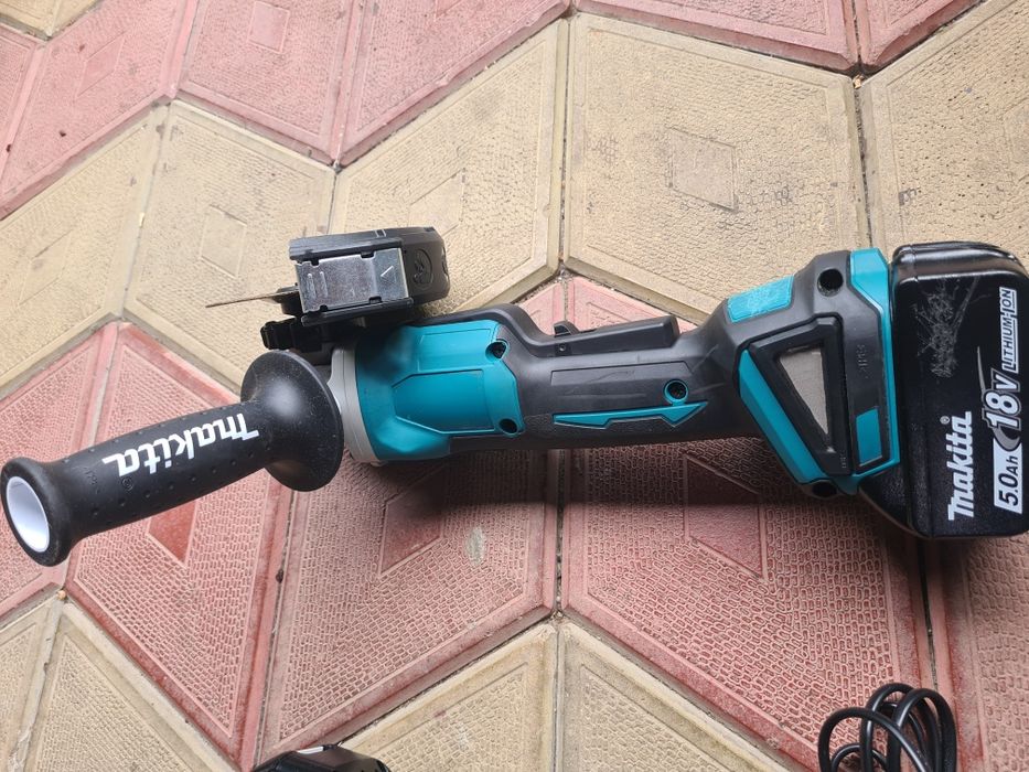 Set scule makita brushless lxt flex și mașina de găurit/înșurubat