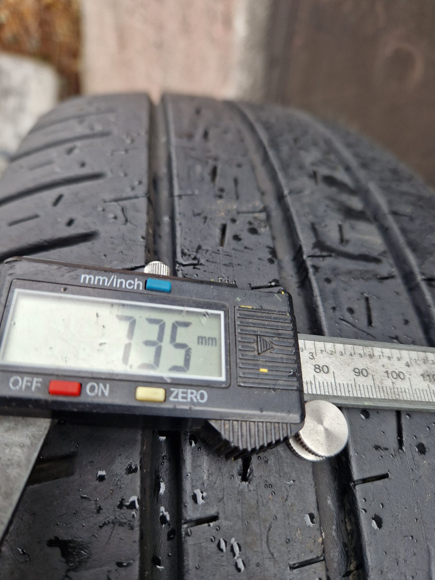 2 Anvelope Pirelli 215 70 R15 C de vara