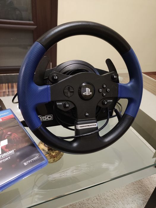 Волан с педали за PS4-Т150 плюс игри.