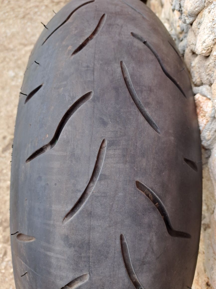 Bridgestone Battlax BT016