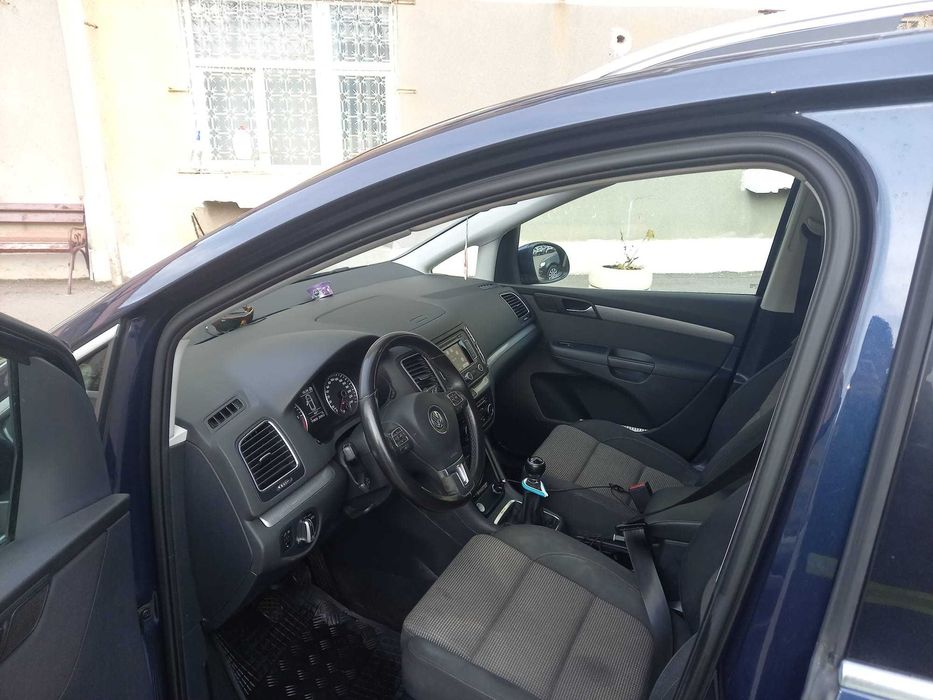vand auto VW Sharan