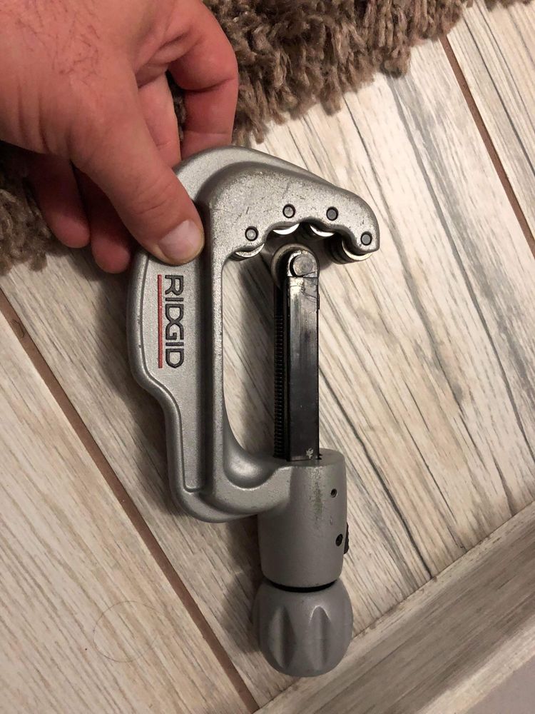 Tăietor țeava inox de la 6 /65 mm RIDGID PROFESIONAL