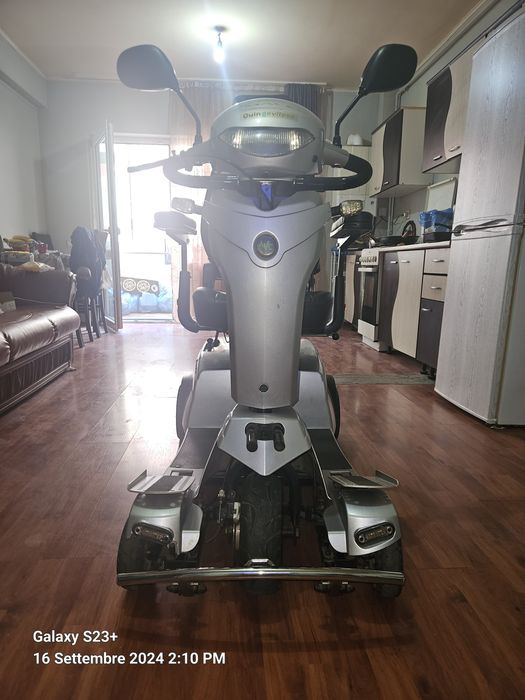 Scutere electric