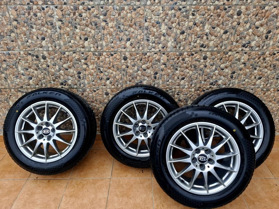 Jante aliaj originale Kia Sportage( Hyundai)cu anvelope M+S iarnă NOI!