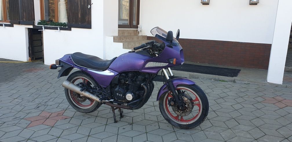 Kawasaki gpz 500