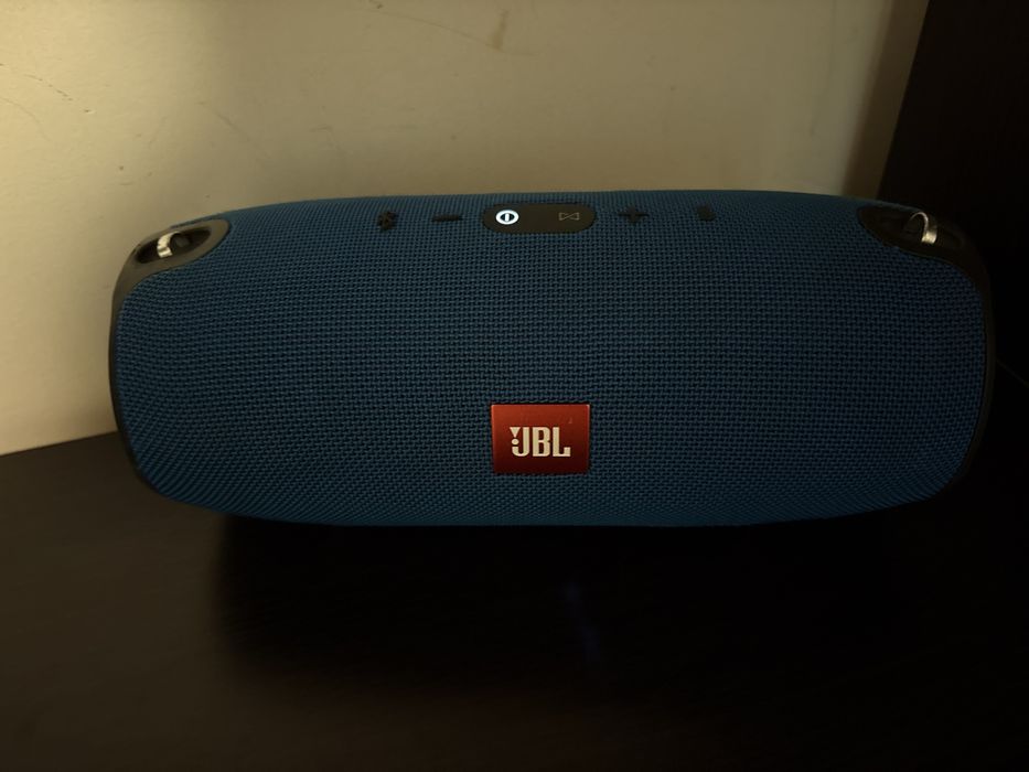 Vând JBL Extreme
