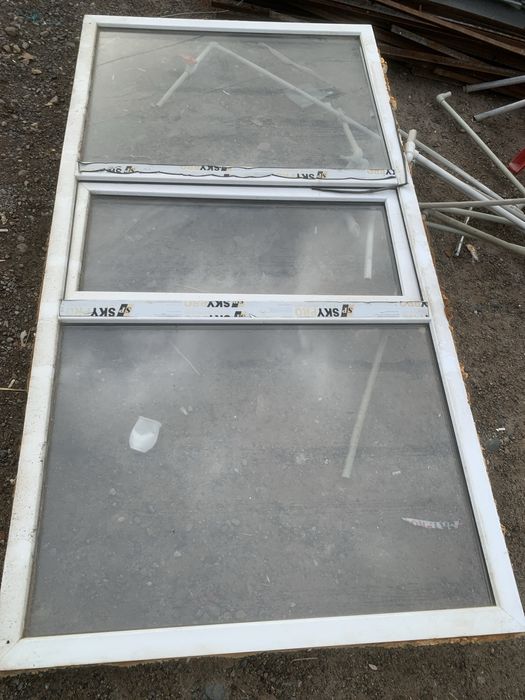 Окно пластиковое