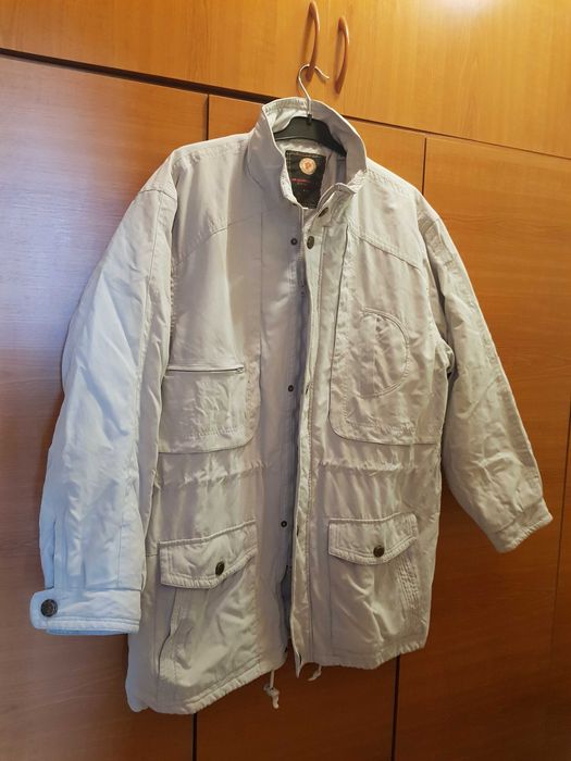 scurtă bărbătească,  căptușeală matlasată, mărimea 52-54