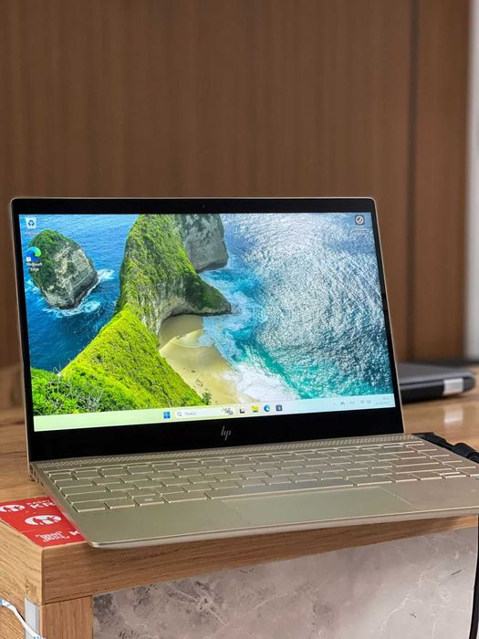 Продам бизнес ноутбук HP envy core i5-7/4gb / 128gb