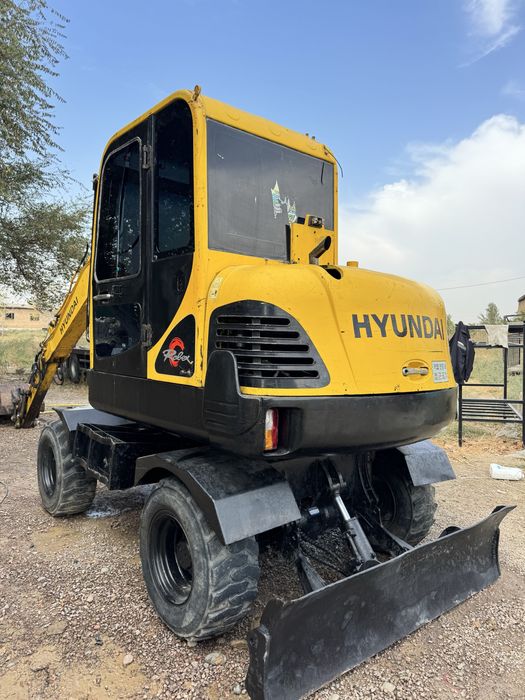 Ekskovator Hyundai 555
