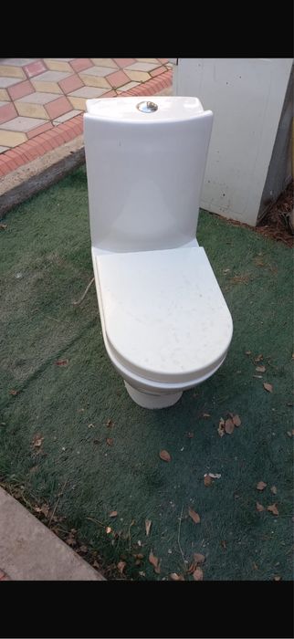 Туалет, унитаз