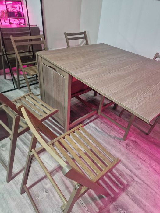 Masa rabatabila cu 6 scaune