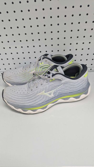 Оригинални мъжки маратонки - Mizuno Wave Horizon 6