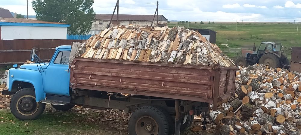 Продам дрова колотые и чурками!