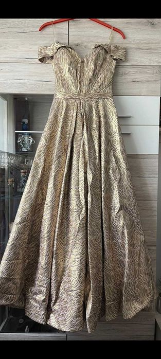 Rochie de seara, impecabila