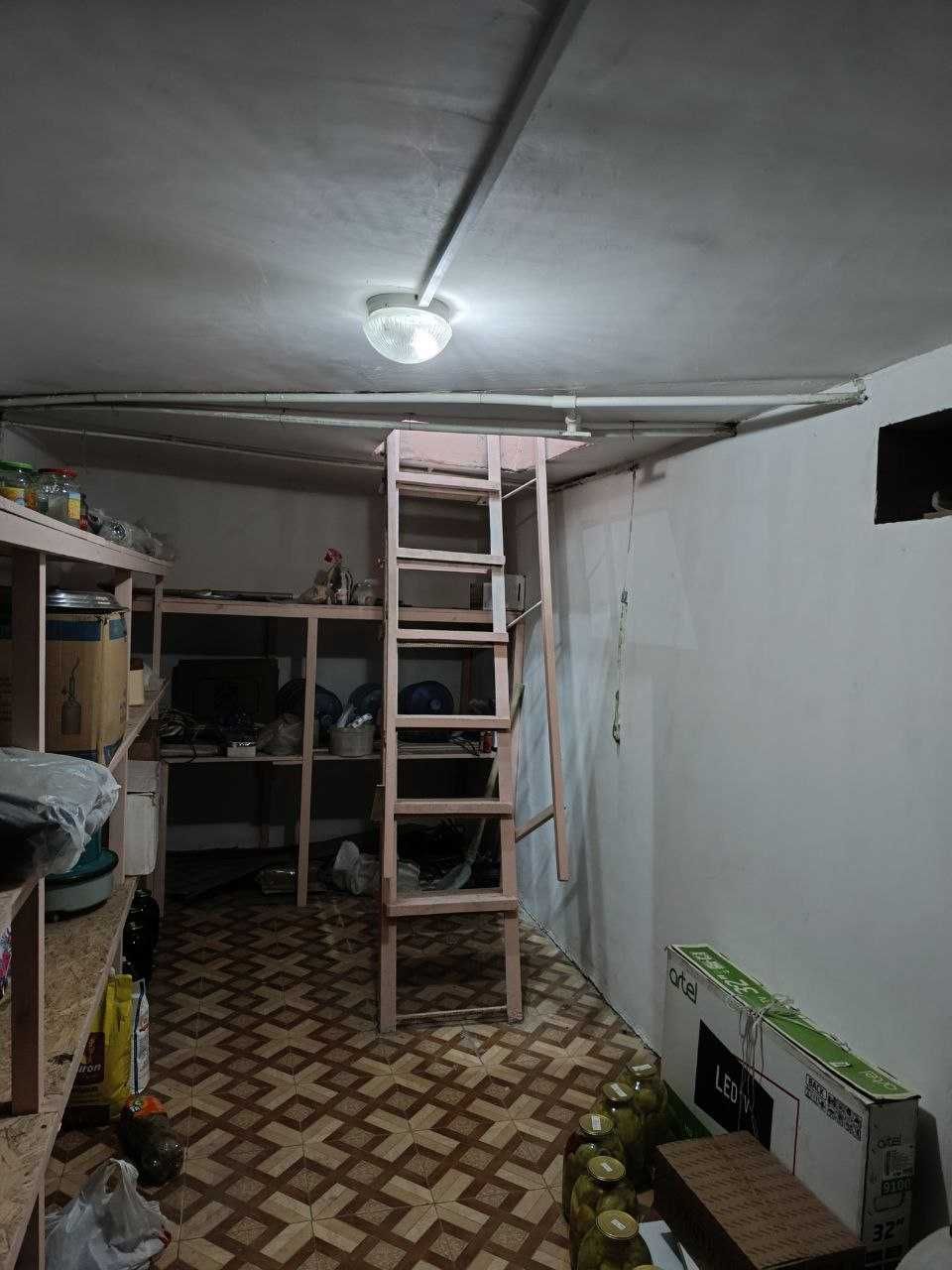 Продам 3х комнатную Спец план Дружба Народов