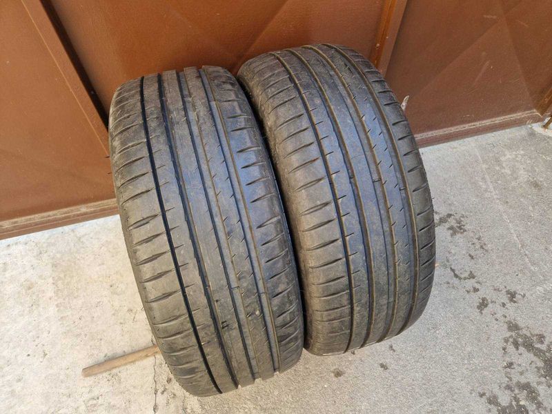 2 Michelin R18 225/45 Anvelope de vară DOT1218