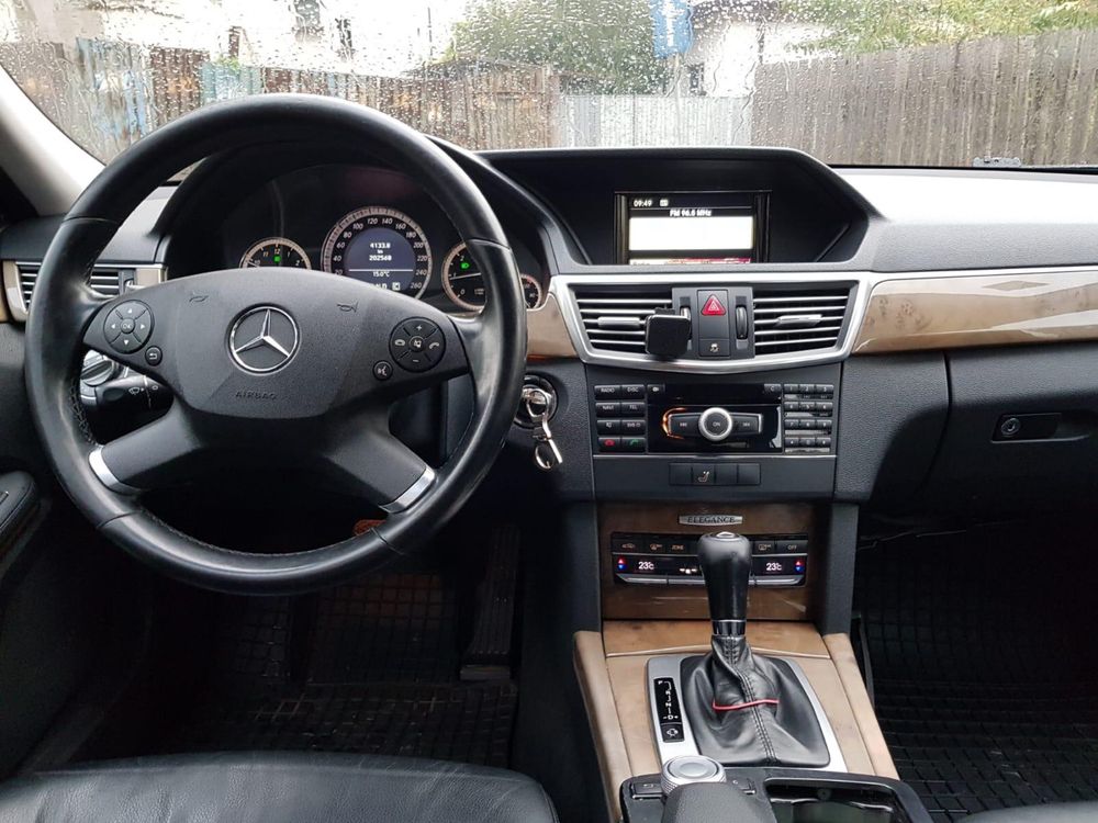 Vand Mercedes E250 CDI elegance/2010