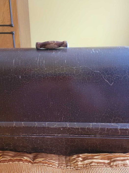 Швейная машинка в хорошем состоянии