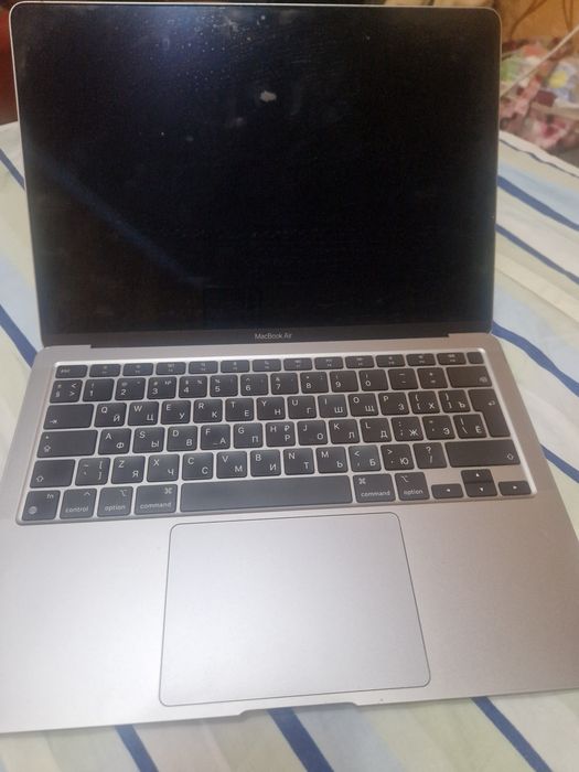 MacBook air за 150000