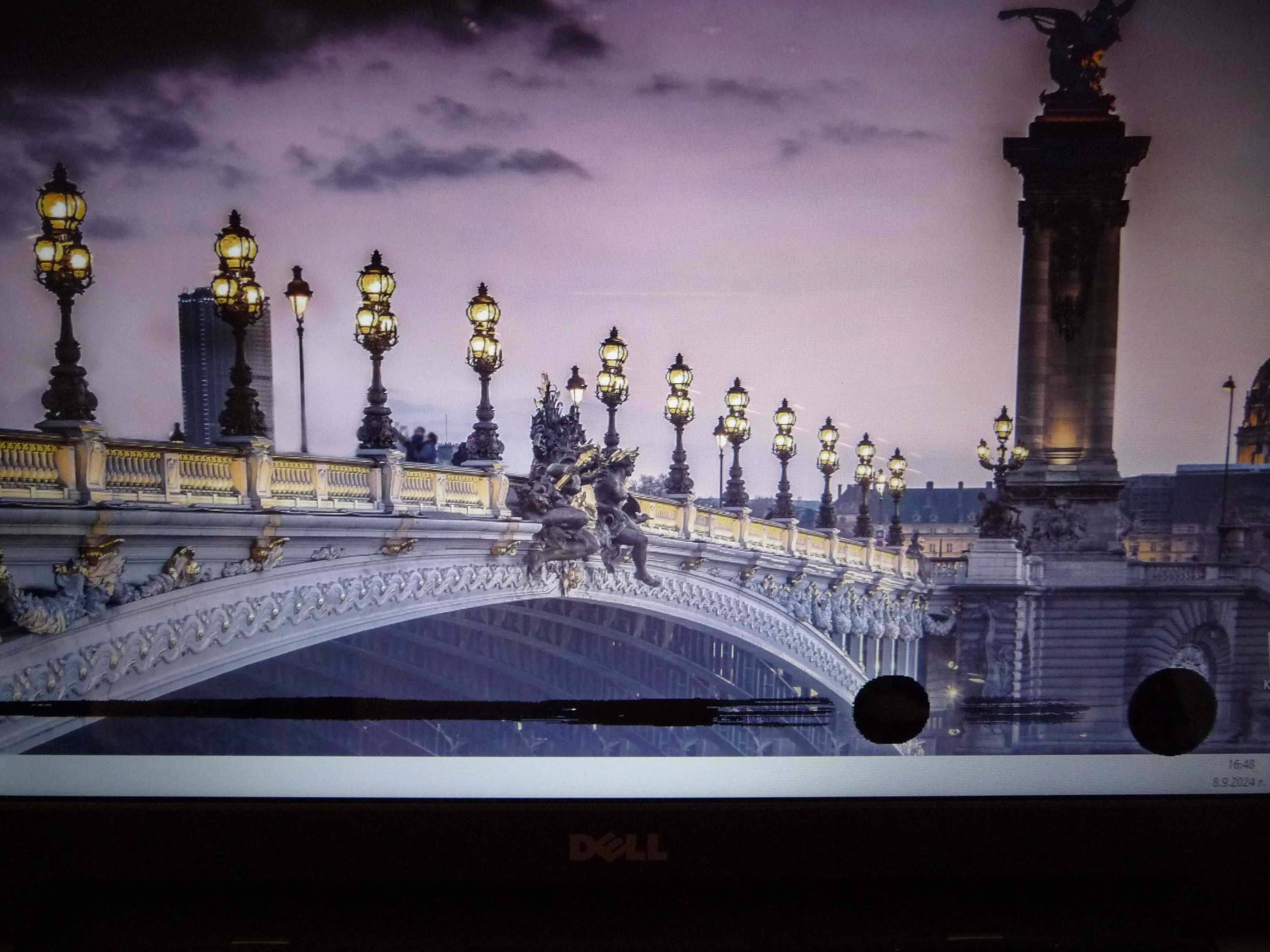 Лаптоп Dell Inspirion 3531