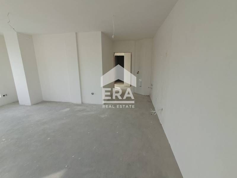 Продава се Тристаен апартамент в Варна, Аспарухово - 105 кв.м за 923 €/кв.м - Снимка #5