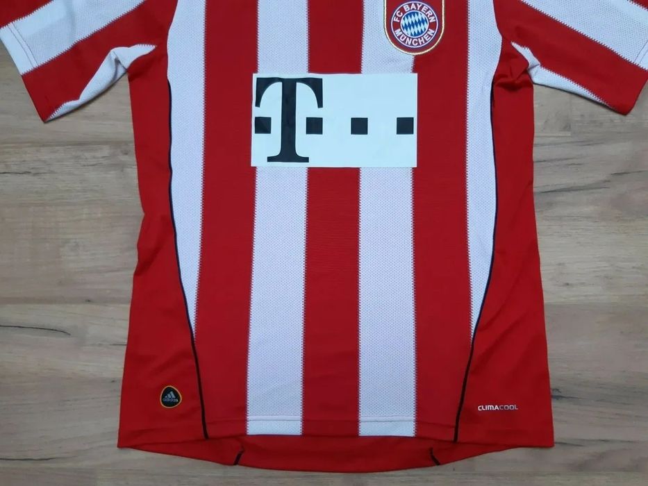 Оригинална футболна тениска