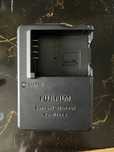 Зарядно устройство FujiFilm BC-W126S